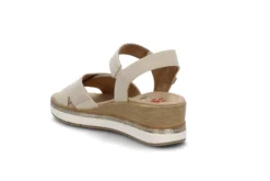 Bekväm och mjuk sandal