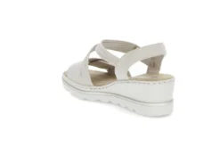 Elegant och bekväm sandal