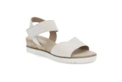 Elegant och bekväm sandal