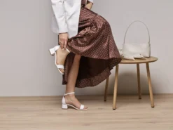 Elegant sandal