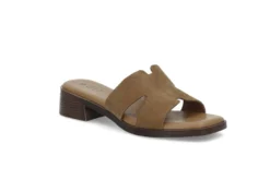 Elegant slip-in-sandal
