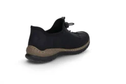 Fritidsskor med slip-on-funktion