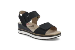 Klassisk och bekväm kilklacksandal