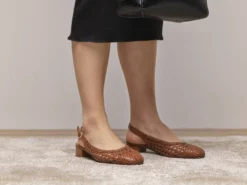 Sammanflätad slingback