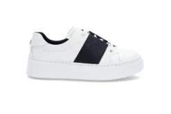 Sportiga sneakers