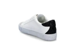Sportiga sneakers med glitter