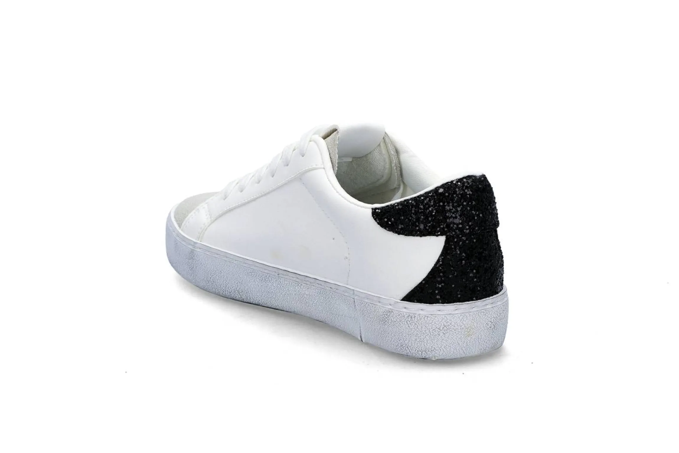 Sportiga sneakers med glitter
